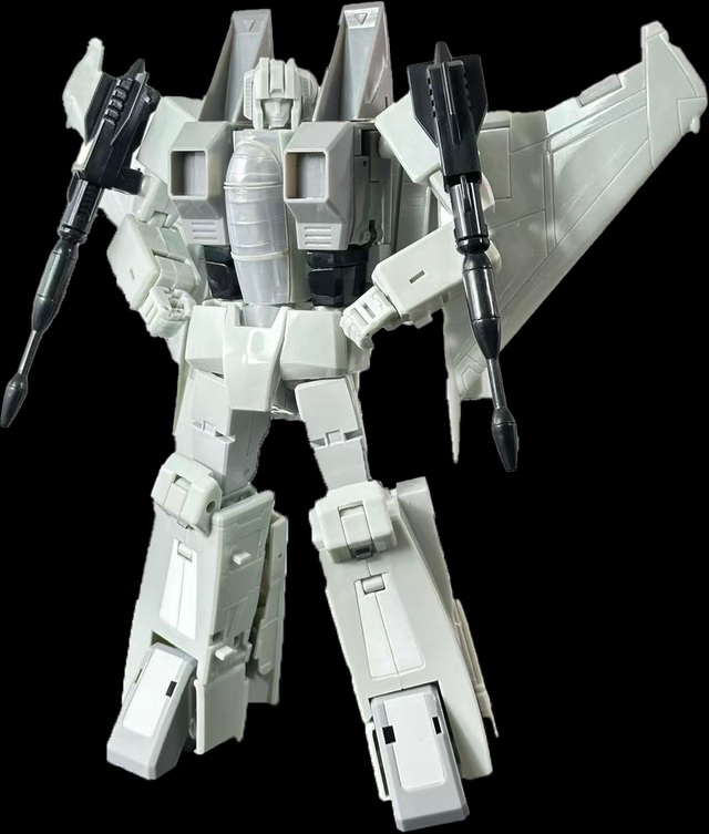 MTRC-14 White Noise 2025 Christmas Exclusive | MakeToys | Colorverse Series