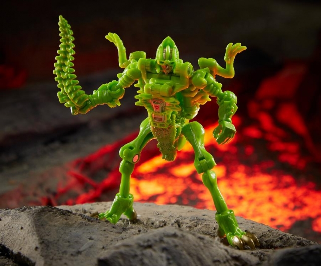 WFC-K22 Dracodon Core Class | Transformers Generations War for Cybertron Kingdom Chapter