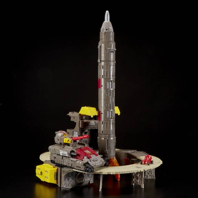 WFC-S29 Siege Omega Supreme Titan Class | Transformers Generations War for Cybertron Siege Chapter