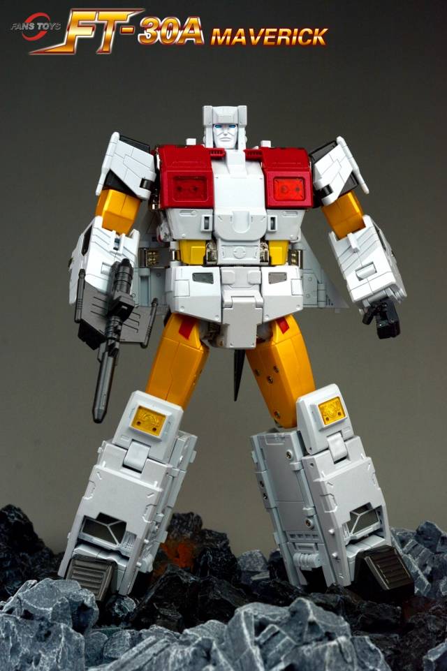 FT-30A Maverick | Fans Toys Ethereaon Combiner