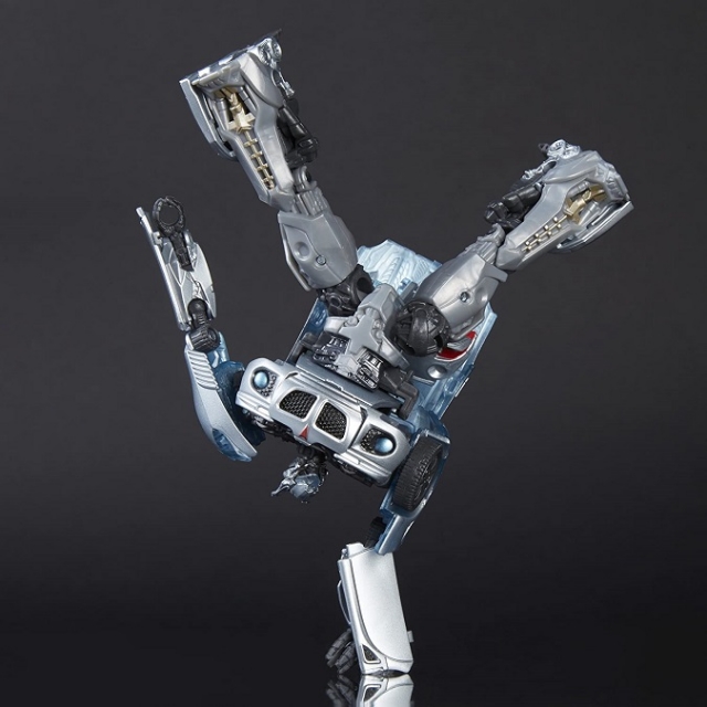 SS-09 Jazz Japanese Version Deluxe Class | Transformers Studio Series | Transformers: The Movie