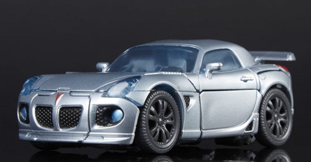 SS-09 Jazz Japanese Version Deluxe Class | Transformers Studio Series | Transformers: The Movie