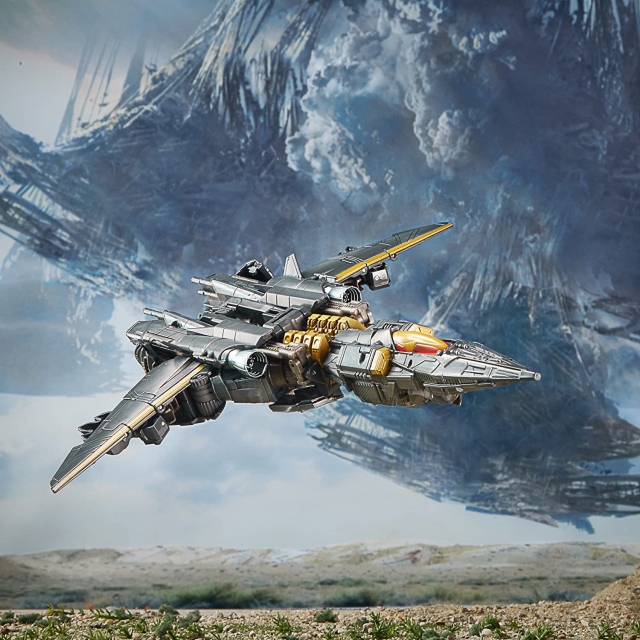 Voyager Class Megatron Premier Edition | Transformers the Last Knight