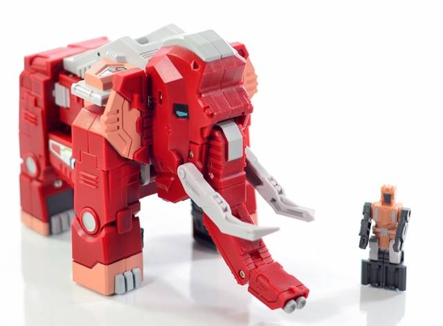 Tusker | Fansproject Retro Future Glacialord