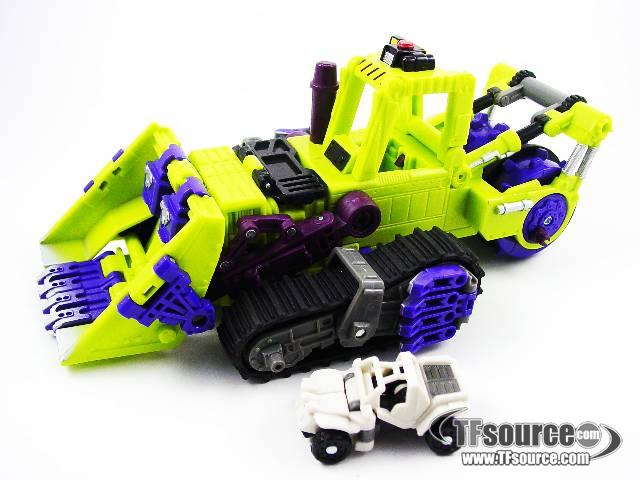 Scavenger and Rollbar Mini-Con Max-con | Transformers Armada