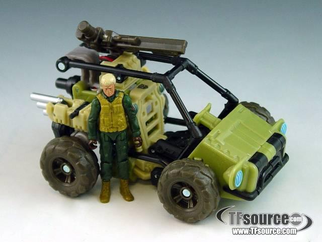 Basic Class Human Alliance Private Dedcliff with Sandstorm | Transformers 3 DOTM Dark of the Moon