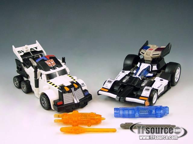 Mega Class SWAT Team Prowl and Checkpoint | Transformers Energon
