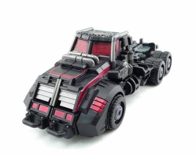 MT-04 Nemesis Limited Edition | MakeToys | Battle Tanker