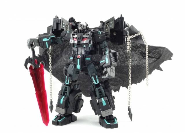 MT-04 Nemesis Limited Edition | MakeToys | Battle Tanker