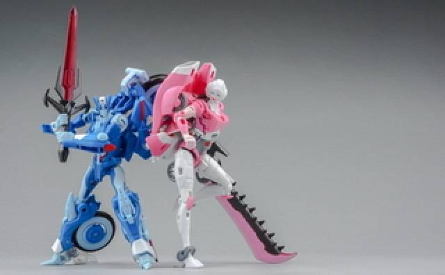 Iron Lady Upgrade Kit for Generations Arcee and Chromia | Studio Beelzeboss
