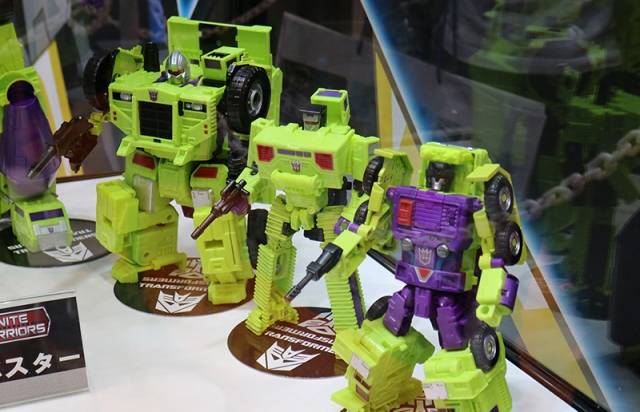 UW-04 Devastator Combiner Set of 6 | Transformers Unite Warriors