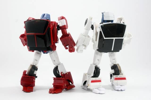 MM-6 Boost and MM-7 Hatch Set of 2 Cartoon Version | X-Transbots Master Mini