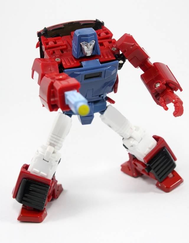 MM-6 Boost and MM-7 Hatch Set of 2 Cartoon Version | X-Transbots Master Mini