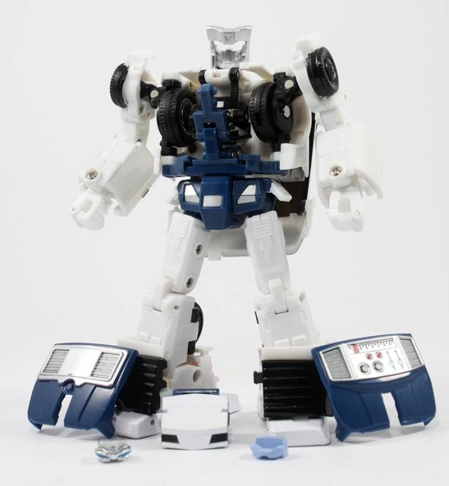 MM-6 Boost and MM-7 Hatch Set of 2 Cartoon Version | X-Transbots Master Mini