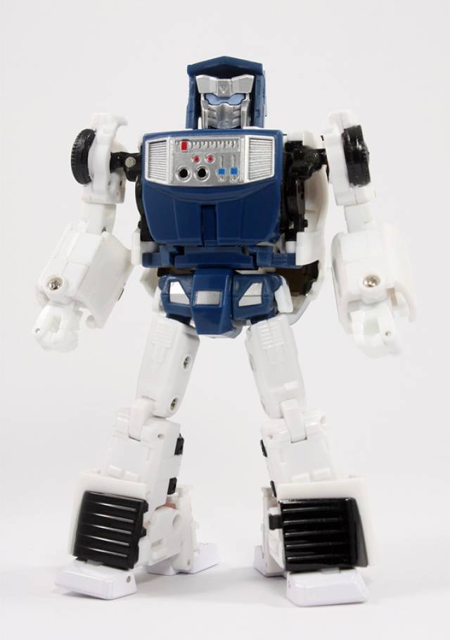 MM-6 Boost and MM-7 Hatch Set of 2 Cartoon Version | X-Transbots Master Mini