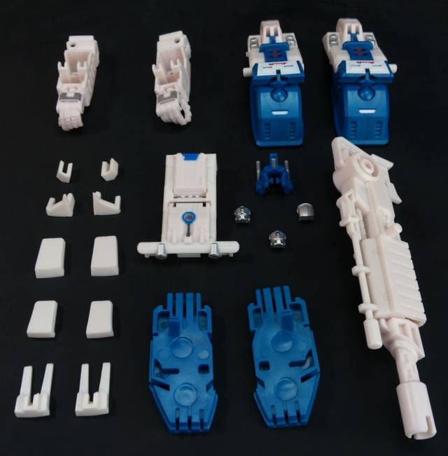 XT009 Leader Ultra Magnus Combiner Wars Upgrade Kit | X2 Toys | Upgrade Kit