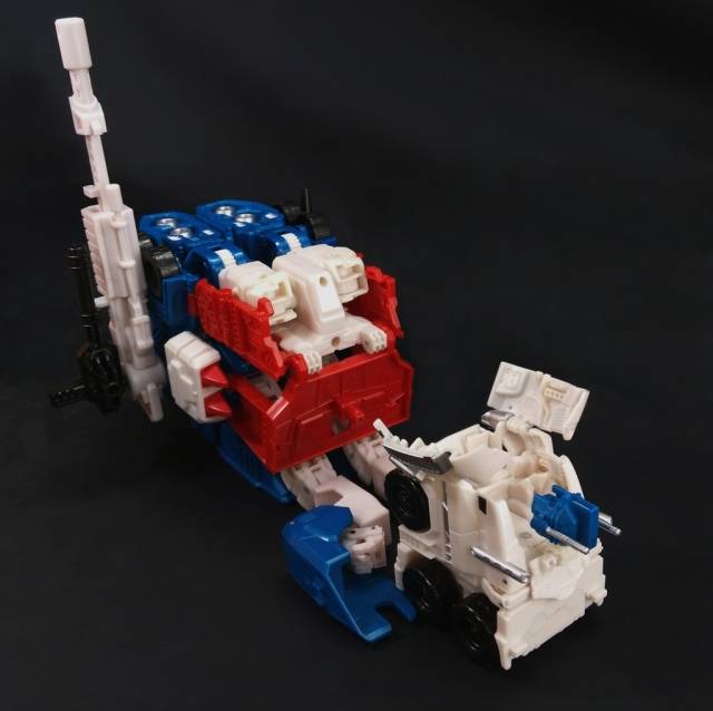 XT009 Leader Ultra Magnus Combiner Wars Upgrade Kit | X2 Toys | Upgrade Kit