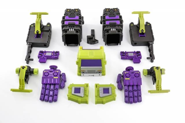XS001 Kit - Upgrade Set for Titan Class Devastator | X2 Toys | Upgrade Kit
