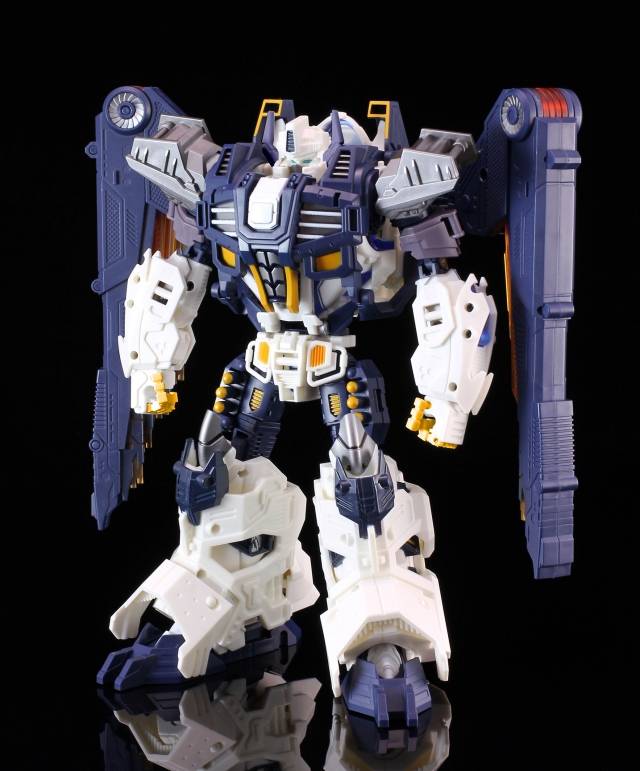 R-11 Seraphicus Prominon Power Cradle | Mastermind Creations Reformatted