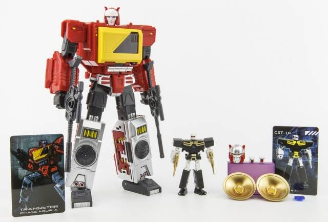Transistor Pure Red Version and HiFi | KFC Toys