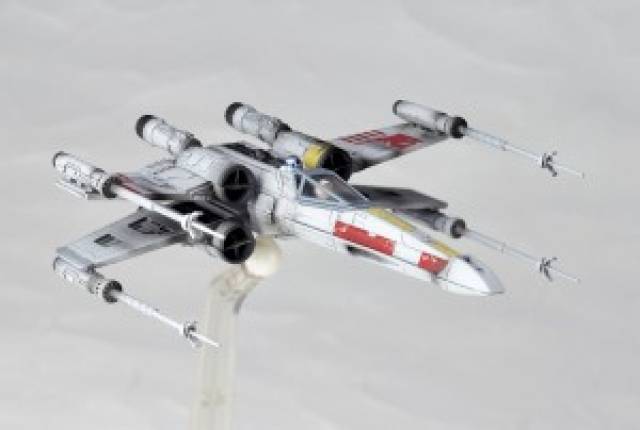 X-Wing | Star Wars Revoltech | Kaiyodo