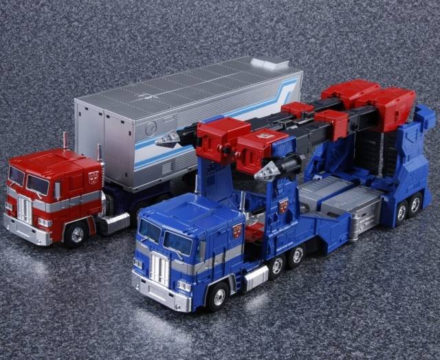 MP-31 Delta Magnus Diaclone Version | Transformers Masterpiece