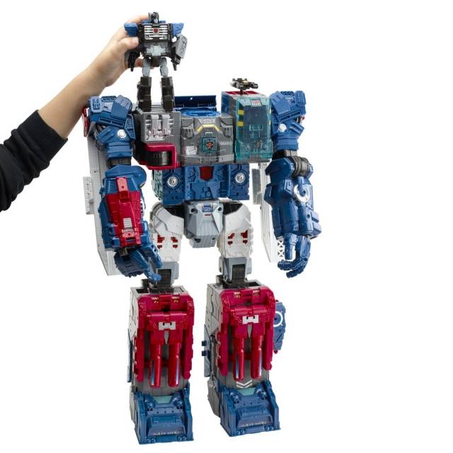 Fortress Maximus and Cerebrus Titan Class  | Transformers Generations Titans Return