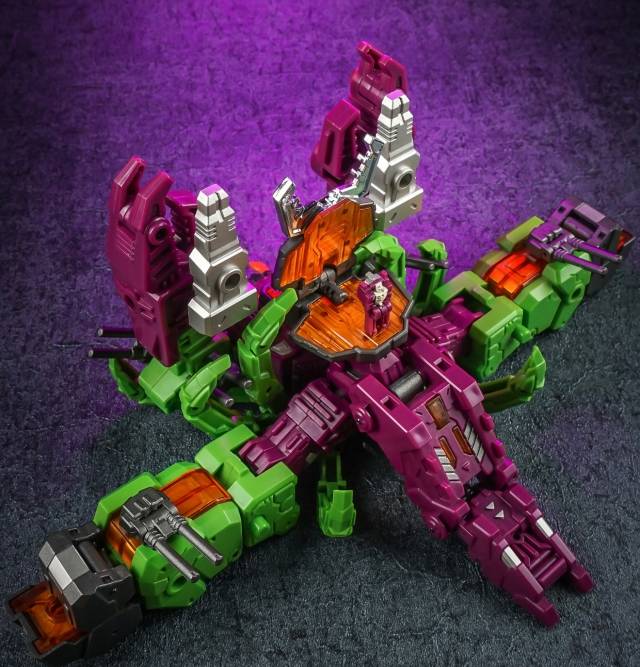 IF-EX18 Lordscorpion Lord Scorpion | Iron Factory