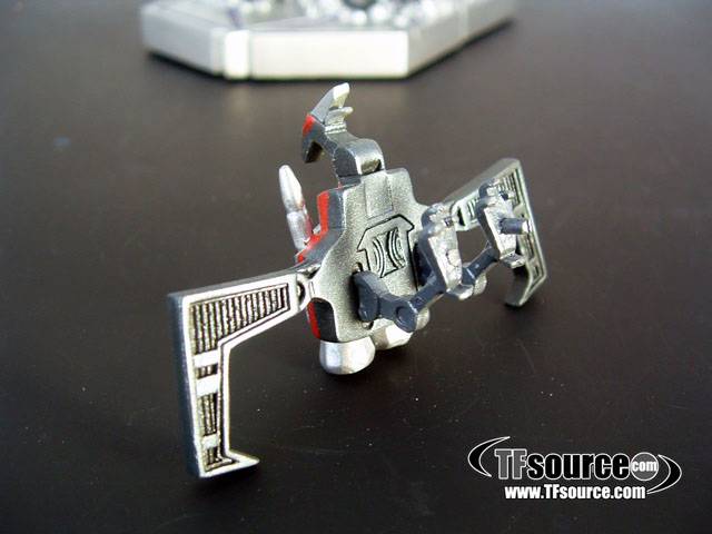 Soundwave and Laserbeak Limited Edition Statue | Transformers G1 Generation One Palisades