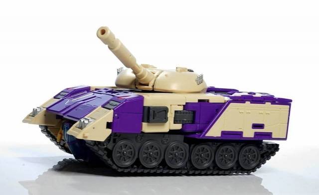 D08 Gewalt | DX9 Toys