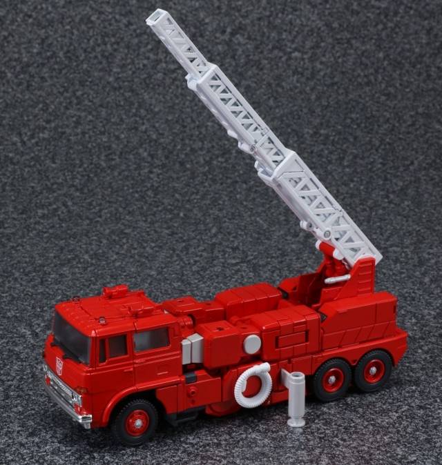 MP-33 Inferno | Transformers Masterpiece