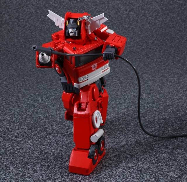 MP-33 Inferno | Transformers Masterpiece