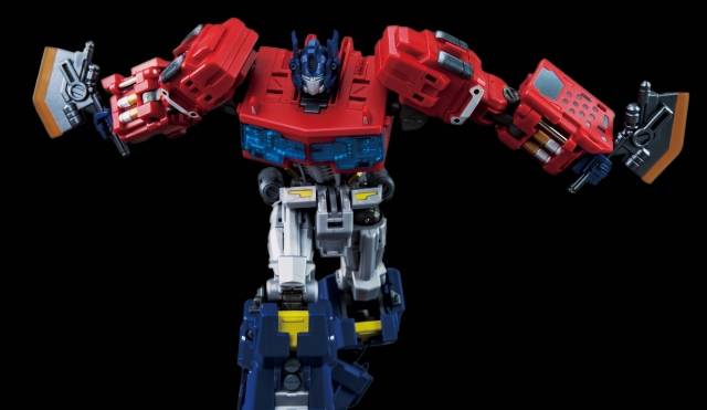 MTCD-01 Striker Manus | MakeToys | Cross Dimension