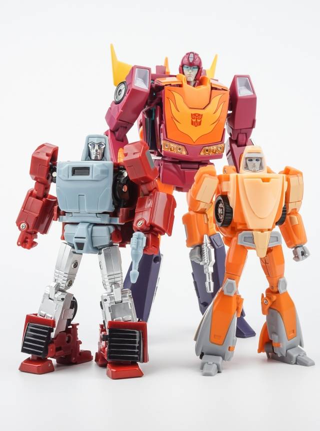 MM-4+ Ollie Reissue | X-Transbots