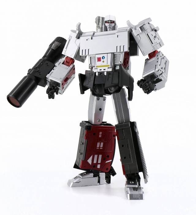 D09 Mightron Supreme Leader | DX9 Toys