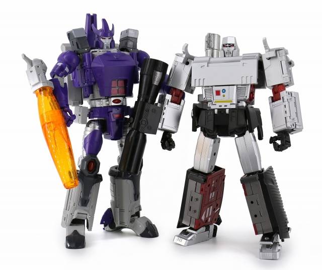 D09 Mightron Supreme Leader | DX9 Toys