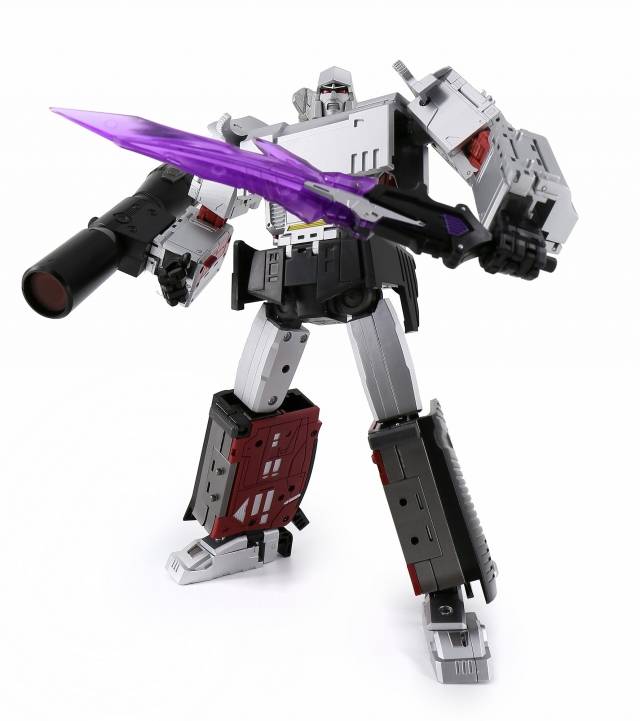 D09 Mightron Supreme Leader | DX9 Toys
