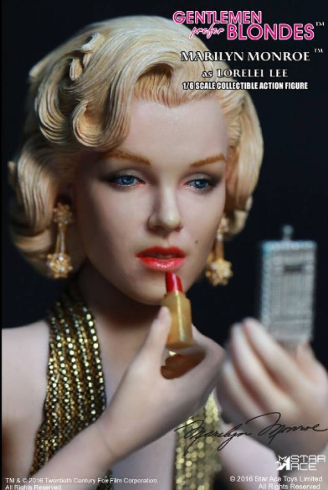 Star Ace - Gentlemen Prefer Blondes - Marilyn Monroe Gold Dress