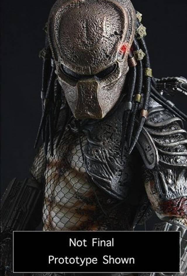 NECA - Predator 2 - 1/4 Scale City Hunter Predator w/ LEDs