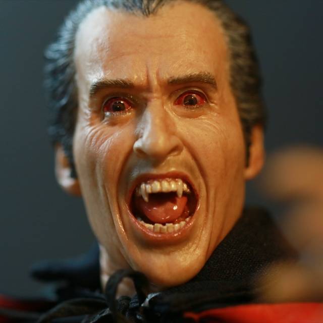 Star Ace - Scars of Dracula - Christopher Lee Count Dracula