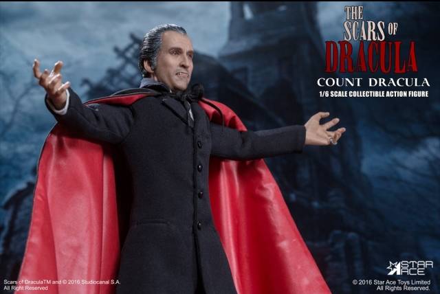 Star Ace - Scars of Dracula - Christopher Lee Count Dracula