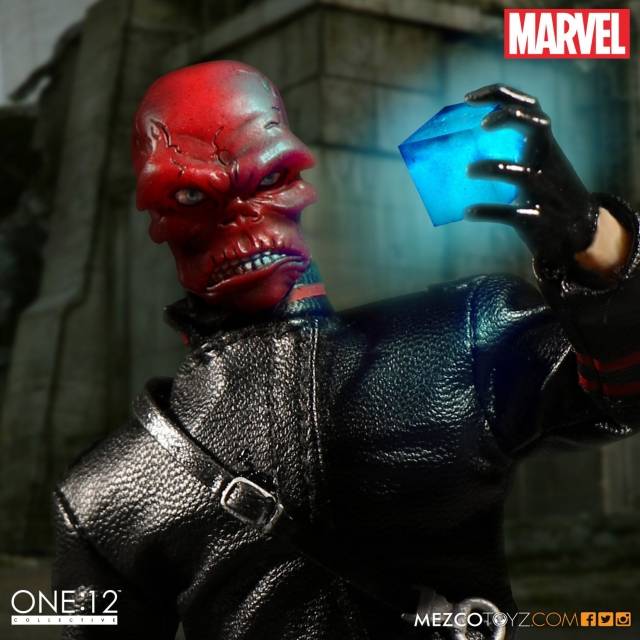 Mezco One:12 - Marvel - Red Skull