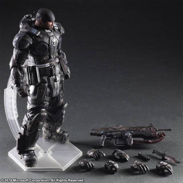 Marcus Fenix Play Arts Kai I Square Enix
