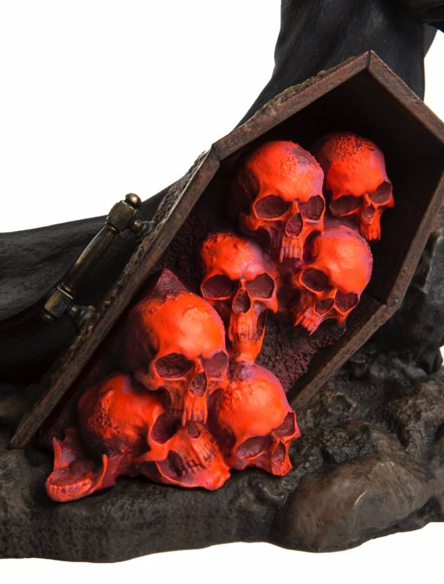 Mondo - Batman Red Rain Statue