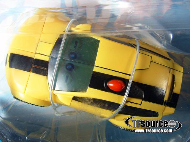 Deluxe Class Bumblebee | Transformers Animated