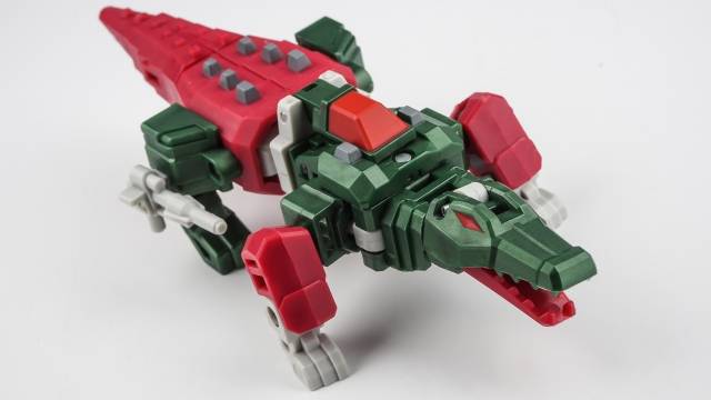 YM02 Schunk and Betta | Unique Toys | Palm Collection