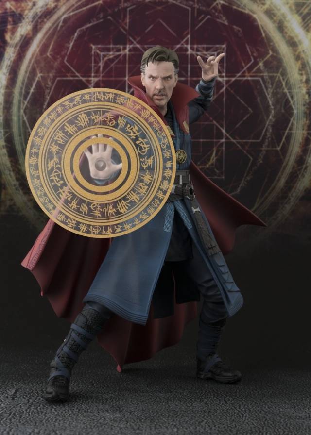 Doctor Strange and Burning Flame Set S.H. Figuarts | Bandai Tamashii Nations | Marvel