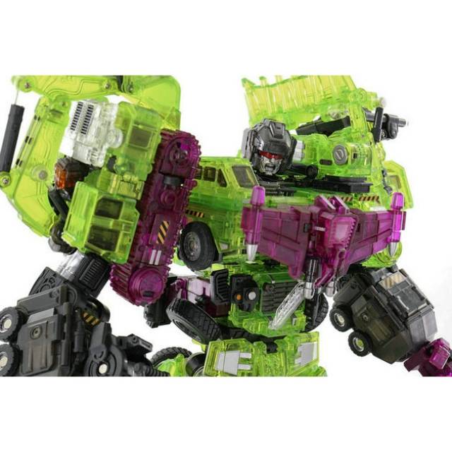 GT-01GS Green Shadow | Generation Toy Gravity Builder