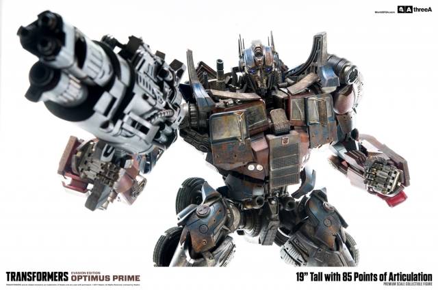 Optimus Prime Evasion Version Collectible Figure Premium Scale Collectible Figure | Transformers Transformers: Age Of Extinction | threezero