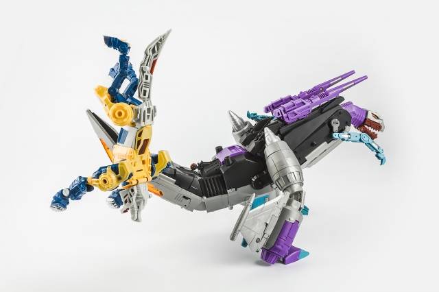 Kingzilla and Komodus EAVI Metal  Phase 10A | KFC Toys